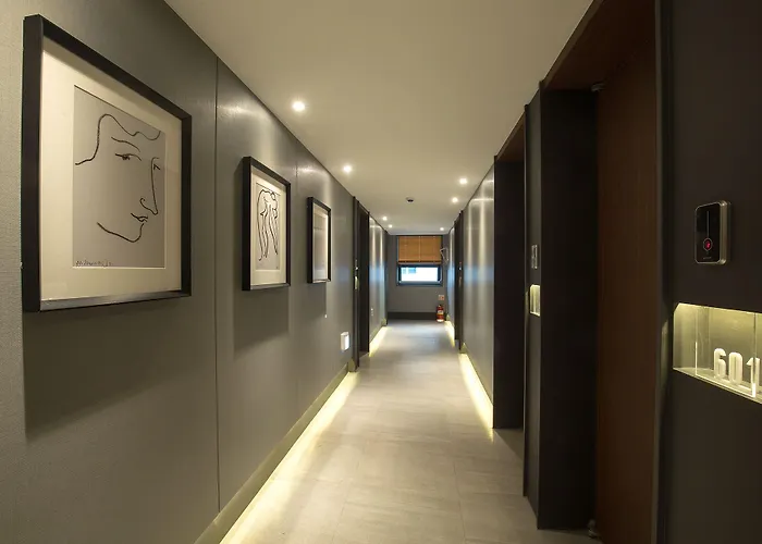 Brown-dot Choeup Hotel Busan