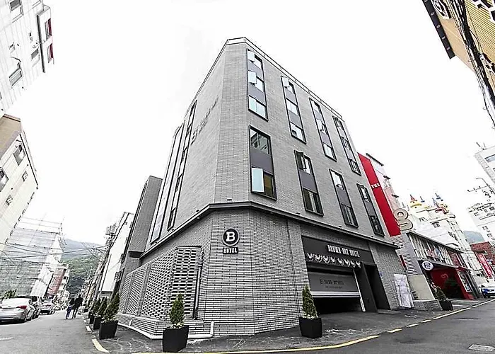 Brown-dot Choeup Hotel 2*